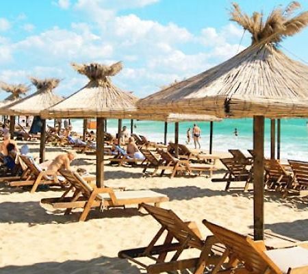 Elias Apartment Golden Sands Bagian luar foto