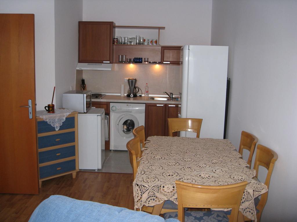 Elias Apartment Golden Sands Bagian luar foto