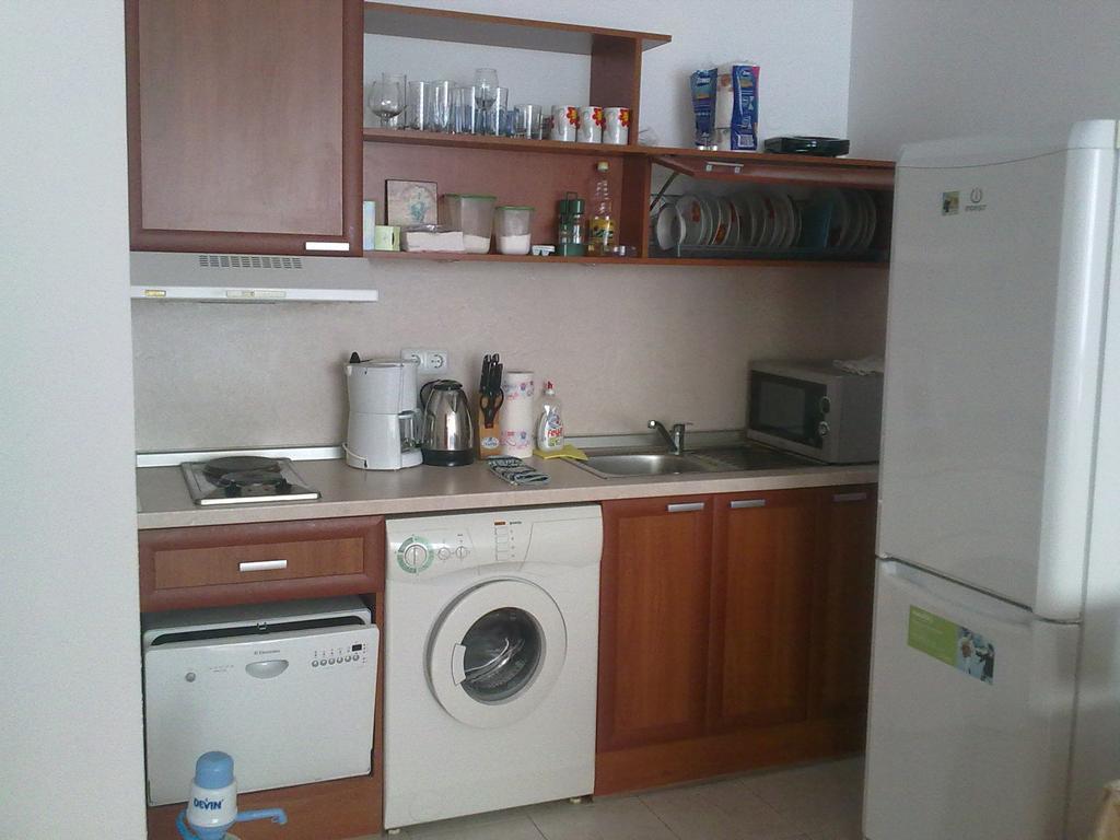 Elias Apartment Golden Sands Bagian luar foto